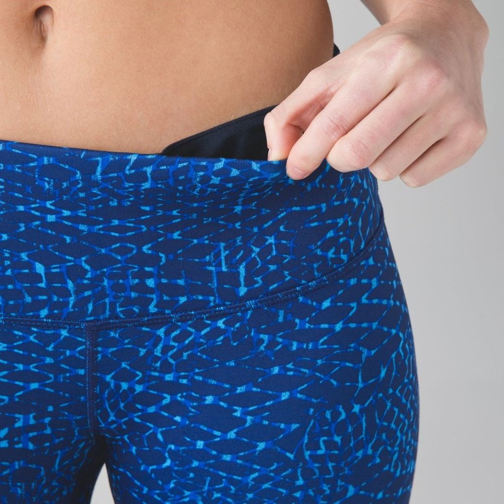 Size 4 - Lululemon Wunder Under Pant III